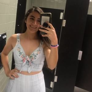 Meet your Posher, Nadya